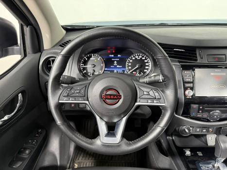 NISSAN Frontier 2.3 16V PRO4X CABINE DUPLA 4X4 BI-TURBO DIESEL AUTOM�TICO, Foto 18