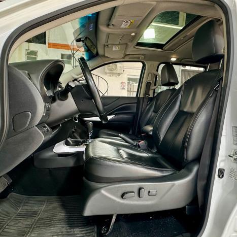 NISSAN Frontier 2.3 16V LE 4X4 CABINE DUPLA BI-TURBO DIESEL AUTOM�TICO, Foto 22
