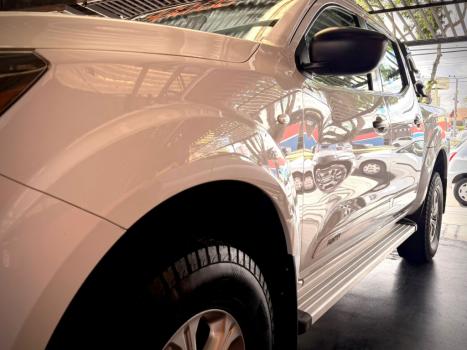 NISSAN Frontier 2.3 16V S 4X4 CABINE DUPLA BI-TURBO DIESEL, Foto 2