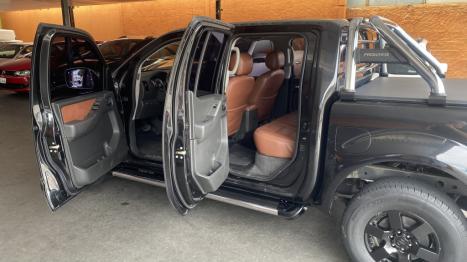 NISSAN Frontier 2.5 16V PLATINUM 4X4 TURBO DIESEL CABINE DUPLA AUTOM�TICO, Foto 7