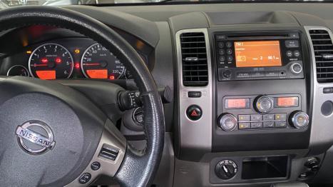 NISSAN Frontier 2.5 16V PLATINUM 4X4 TURBO DIESEL CABINE DUPLA AUTOM�TICO, Foto 9
