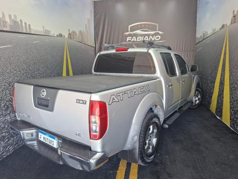 NISSAN Frontier 2.5 SE 4X4 TURBO DIESEL CABINE DUPLA, Foto 11