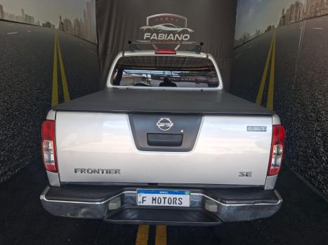 NISSAN Frontier 2.5 SE 4X4 TURBO DIESEL CABINE DUPLA, Foto 14