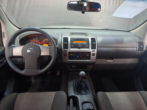 NISSAN Frontier 2.5 SE 4X4 TURBO DIESEL CABINE DUPLA, Foto 15
