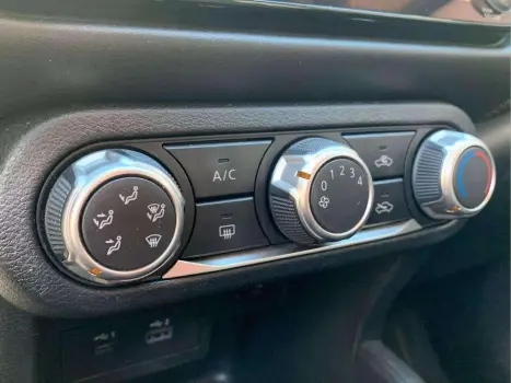 NISSAN Kicks 1.6 16V 4P FLEXSTART ADVANCE XTRONIC AUTOMÁTICO CVT, Foto 7 NISSAN Kicks 1.6 16V 4P FLEXSTART ADVANCE XTRONIC AUTOMÁTICO CVT, Foto 7