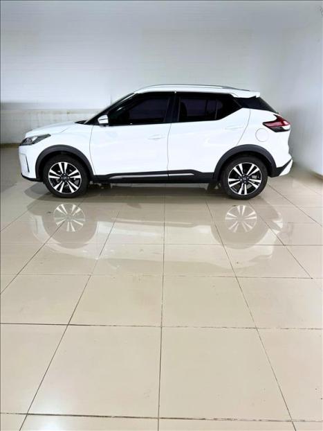 NISSAN Kicks 1.6 16V 4P FLEXSTART EXCLUSIVE XTRONIC AUTOM�TICO CVT, Foto 3