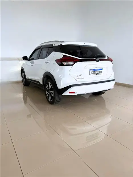 NISSAN Kicks 1.6 16V 4P FLEXSTART EXCLUSIVE XTRONIC AUTOM�TICO CVT, Foto 4