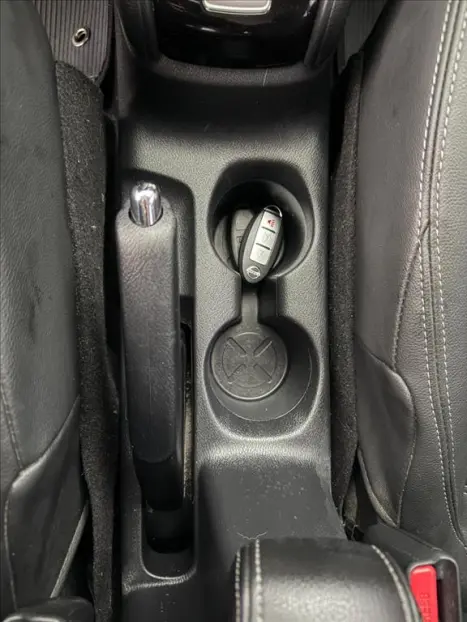 NISSAN Kicks 1.6 16V 4P FLEXSTART EXCLUSIVE XTRONIC AUTOM�TICO CVT, Foto 14