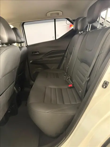 NISSAN Kicks 1.6 16V 4P FLEXSTART EXCLUSIVE XTRONIC AUTOM�TICO CVT, Foto 17