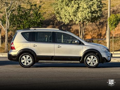 NISSAN Livina 1.8 16V 4P SL X-GEAR FLEX AUTOMÁTICO, Foto 3 NISSAN Livina 1.8 16V 4P SL X-GEAR FLEX AUTOMÁTICO, Foto 3