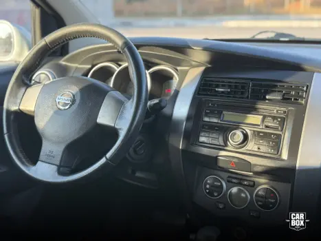 NISSAN Livina 1.8 16V 4P SL X-GEAR FLEX AUTOMÁTICO, Foto 10 NISSAN Livina 1.8 16V 4P SL X-GEAR FLEX AUTOMÁTICO, Foto 10