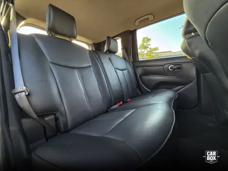 NISSAN Livina 1.8 16V 4P SL X-GEAR FLEX AUTOMÁTICO, Foto 11 NISSAN Livina 1.8 16V 4P SL X-GEAR FLEX AUTOMÁTICO, Foto 11