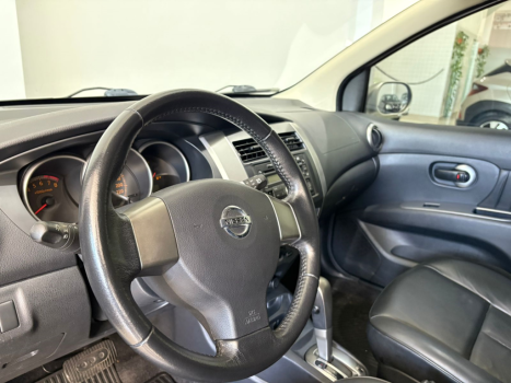 NISSAN Livina 1.8 16V 4P SL X-GEAR FLEX AUTOM�TICO, Foto 8