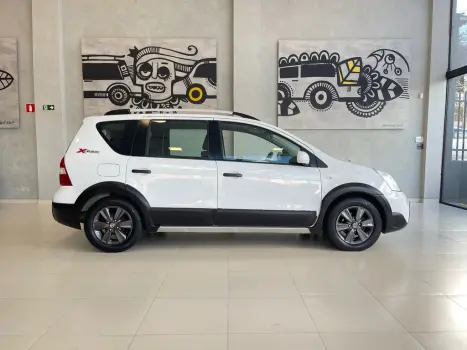 NISSAN Livina 1.8 16V 4P SL X-GEAR FLEX AUTOM�TICO, Foto 6