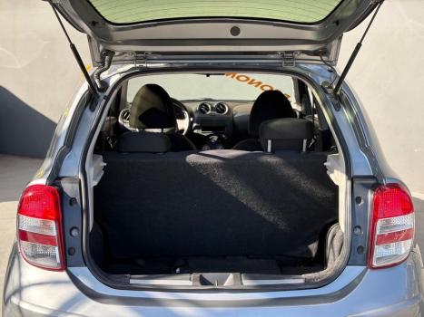 NISSAN March 1.0 12V 4P S FLEX, Foto 12