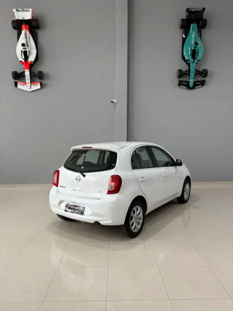 NISSAN March 1.0 12V 4P SV FLEX, Foto 11