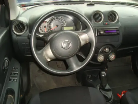 NISSAN March 1.0 12V 4P S FLEX, Foto 7
