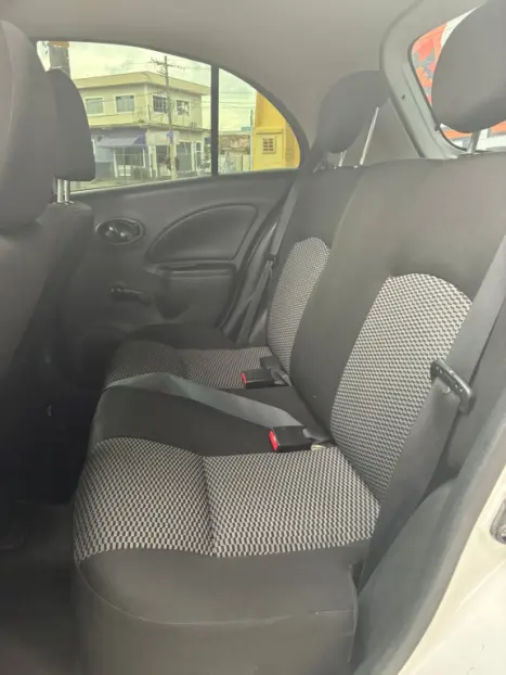 NISSAN March 1.0 12V 4P S FLEX, Foto 5