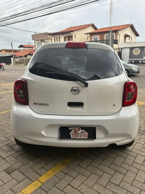 NISSAN March 1.0 12V 4P S FLEX, Foto 7