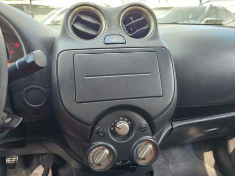 NISSAN March 1.6 16V 4P S FLEX, Foto 3