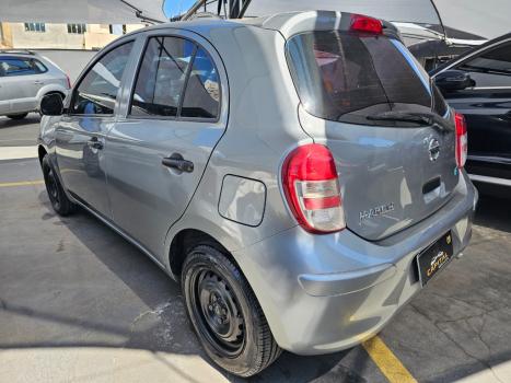 NISSAN March 1.6 16V 4P S FLEX, Foto 6