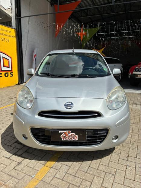 NISSAN March 1.6 16V 4P S FLEX, Foto 3