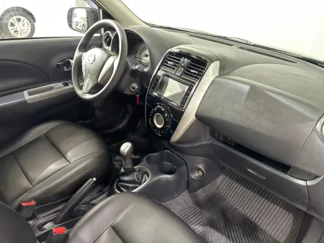 NISSAN March 1.6 16V 4P SL FLEX, Foto 9