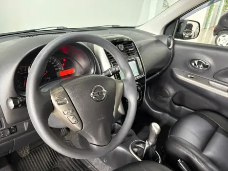NISSAN March 1.6 16V 4P SL FLEX, Foto 10
