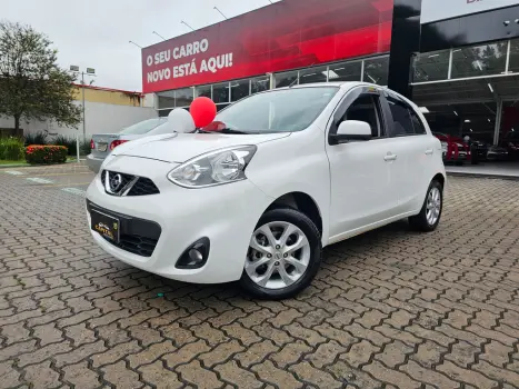 NISSAN March 1.6 16V 4P SV FLEX, Foto 2