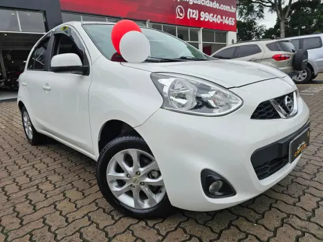 NISSAN March 1.6 16V 4P SV FLEX, Foto 6