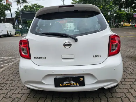 NISSAN March 1.6 16V 4P SV FLEX, Foto 7