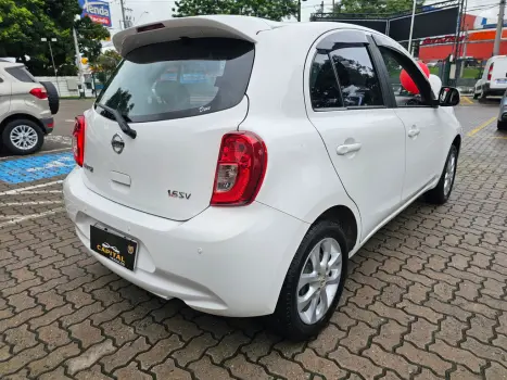 NISSAN March 1.6 16V 4P SV FLEX, Foto 9