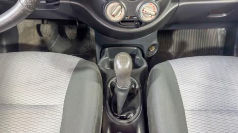 NISSAN March 1.6 16V 4P SR FLEX, Foto 12