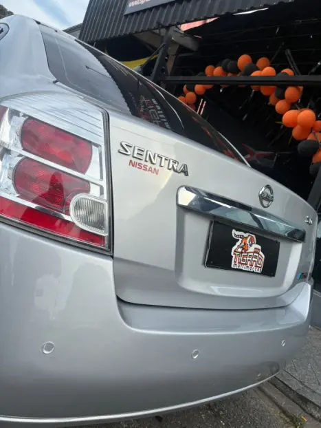NISSAN Sentra 2.0 16V 4P EXCLUSIVE AUTOM�TICO, Foto 9