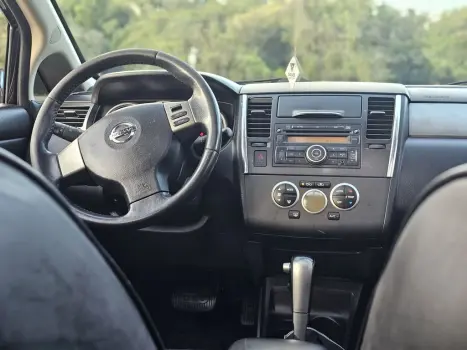 NISSAN Tiida Hatch 1.8 16V 4P SL FLEX AUTOMTICO, Foto 6