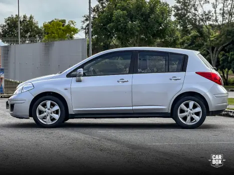 NISSAN Tiida Hatch 1.8 16V 4P S FLEX, Foto 8