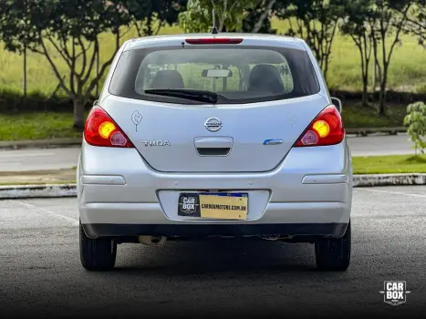 NISSAN Tiida Hatch 1.8 16V 4P S FLEX, Foto 4