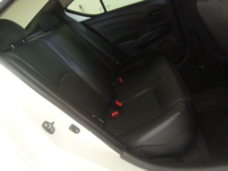 NISSAN Versa Sedan 1.0 4P FLEX, Foto 5 NISSAN Versa Sedan 1.0 4P FLEX, Foto 5