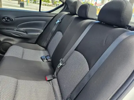 NISSAN Versa Sedan 1.0 4P FLEX, Foto 5