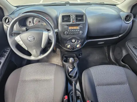 NISSAN Versa Sedan 1.0 4P FLEX, Foto 11