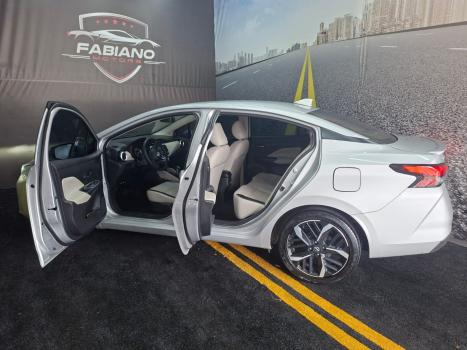 NISSAN Versa Sedan 1.6 16V 4P FLEX EXCLUSIVE XTRONIC AUTOM�TICO CVT, Foto 13