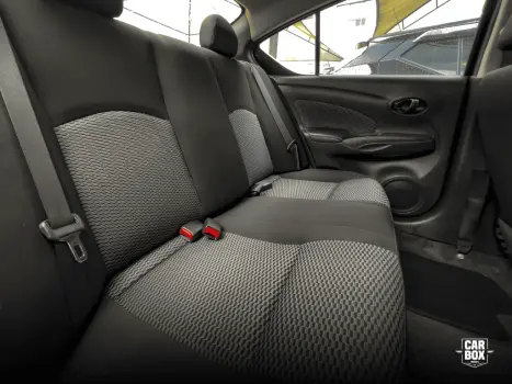 NISSAN Versa Sedan 1.0 4P FLEX, Foto 10