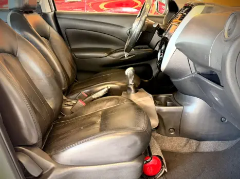 NISSAN Versa Sedan 1.6 16V 4P UNIQUE FLEX, Foto 16