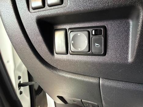 NISSAN Versa Sedan 1.6 16V 4P SV FLEX XTRONIC AUTOM�TICO CVT, Foto 15