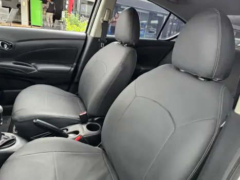 NISSAN Versa Sedan 1.6 16V 4P FLEX SV, Foto 5