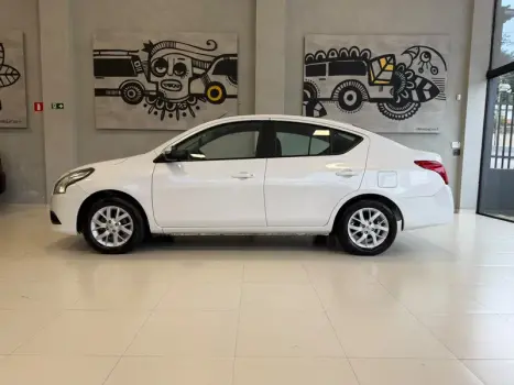 NISSAN Versa Sedan 1.6 16V 4P SV FLEX XTRONIC AUTOMÁTICO CVT, Foto 5