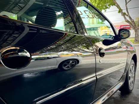 PEUGEOT 207 Hatch 1.4 4P XR FLEX, Foto 10