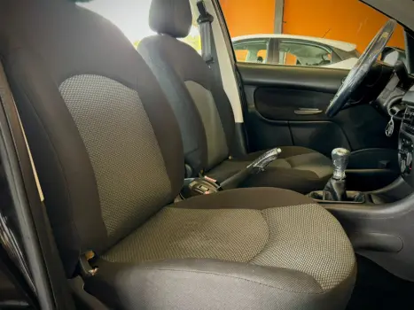PEUGEOT 207 Hatch 1.4 4P XR FLEX, Foto 13