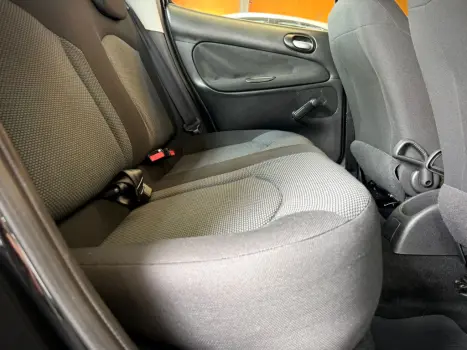 PEUGEOT 207 Hatch 1.4 4P XR FLEX, Foto 15