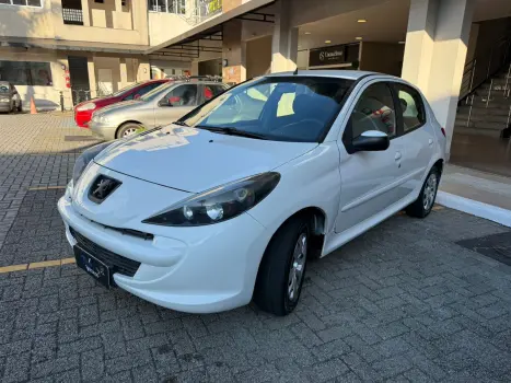 PEUGEOT 207 Hatch 1.4 4P ACTIVE FLEX, Foto 4